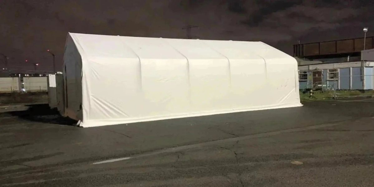 20 ft wide